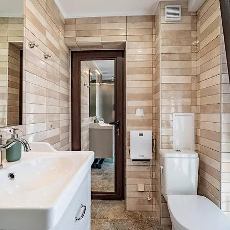 Historic Place With Paid Parking Appartamento Varna