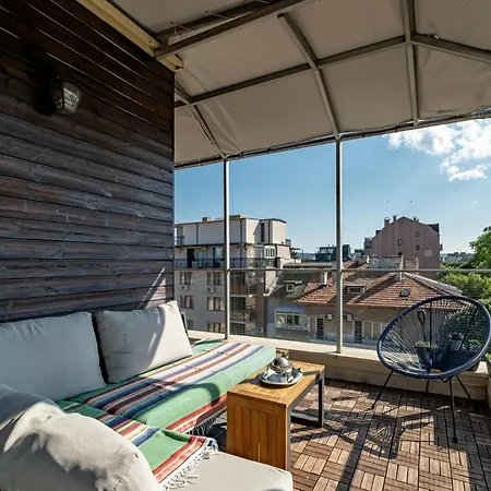 Historic Place With Paid Parking Appartamento